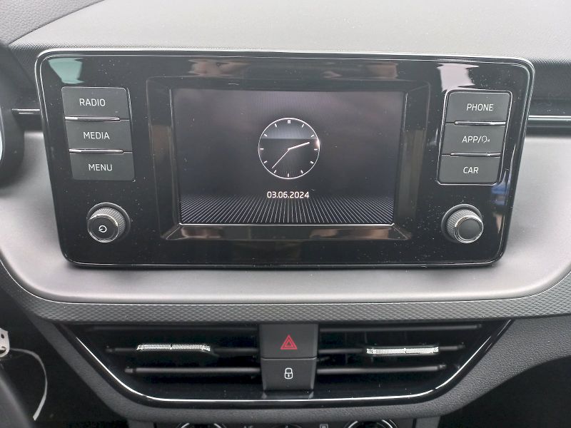 Škoda Scala (2023) Ambition PLUS 1,0 TSI 81 kW DS - fotka 18 z 22
