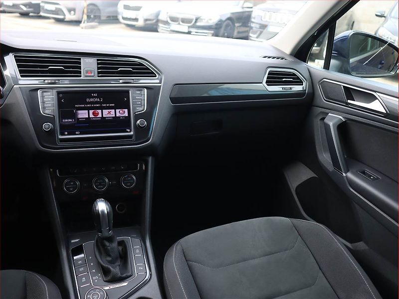 Volkswagen Tiguan (2016) 2.0 TSI, 4X4, Automat - fotka 8 z 22