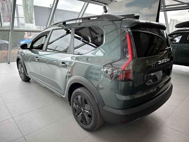 Dacia Jogger (2026) Expression TCe 110 VÝPRODEJ  - fotka 5 z 18