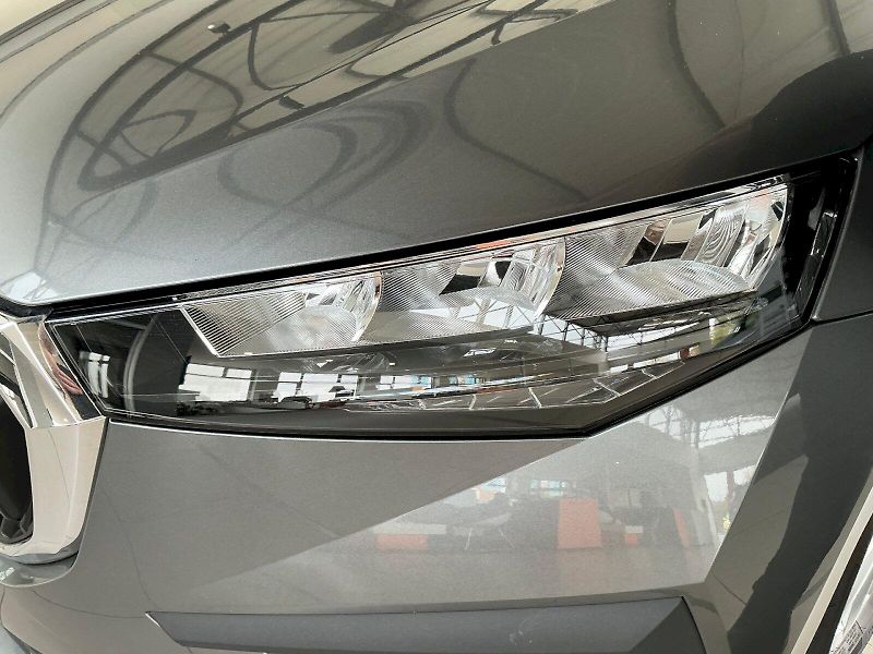 Škoda Scala (2024) 1.0 TSI DSG Top Selection - fotka 11 z 32