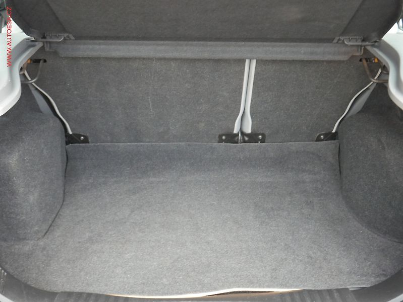 Ford Fusion (2003) 1.4i, AC, park.čidla - fotka 7 z 14