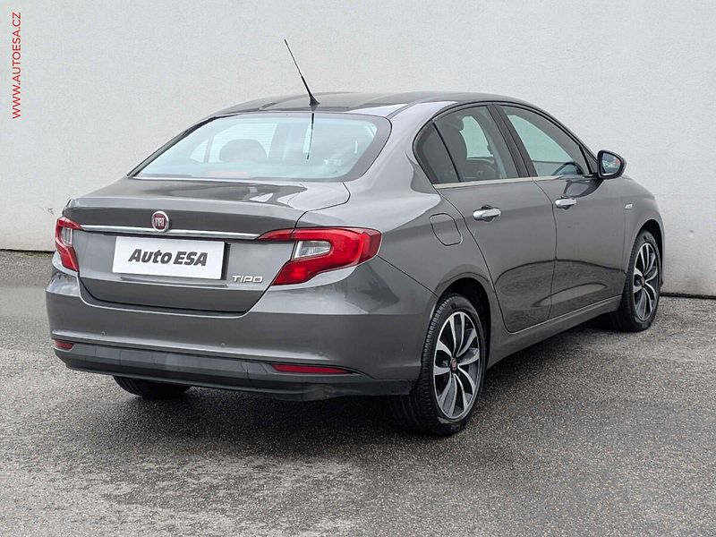 Fiat Tipo (2016) 1.6 MultiJet, AC, výhřev sed - fotka 4 z 16