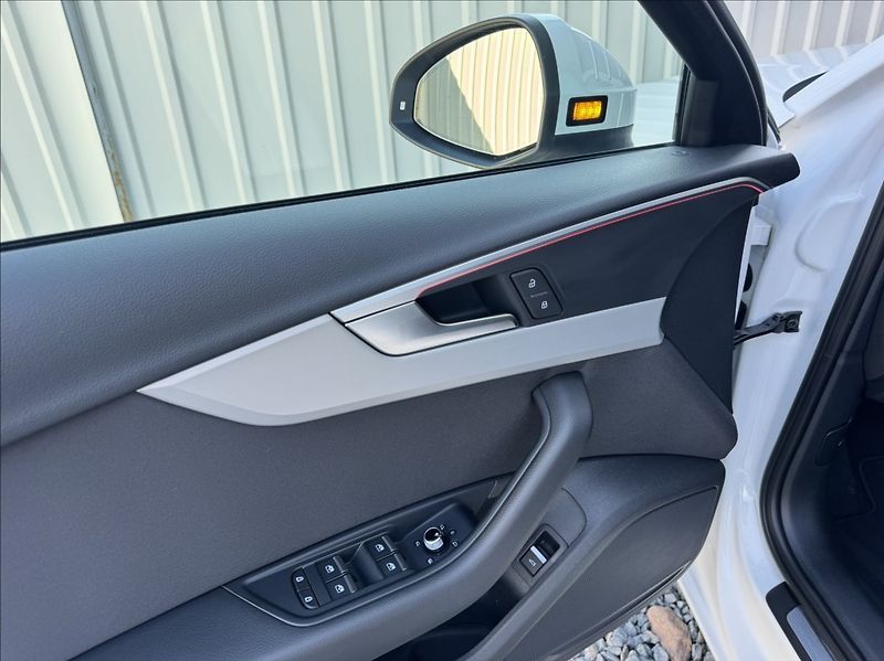 Audi A4 2,0 40 TDI Quattro ACC DPH ČR - fotka 23 z 50