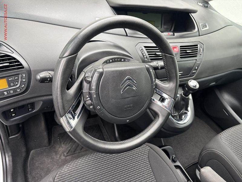 Citroën C4 Picasso (2011) 1.6 VTi, AC, tempo - fotka 14 z 18