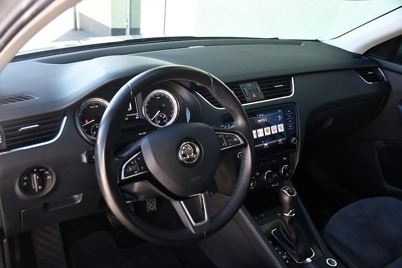 Škoda Octavia 1.4G-TEC LED DSG NAVI PDC - fotka 15 z 35