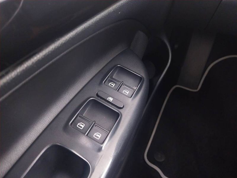 Škoda Octavia (2011) Laurin&Klement 2.0 TDI, 4X4 - fotka 19 z 22