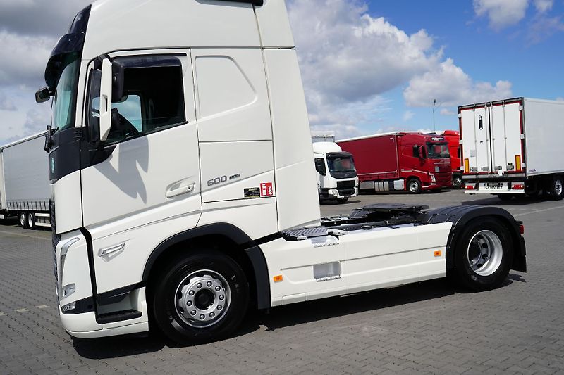 Volvo FH (2022) 500 / I – SAVE / XL / EURO 6 / - fotka 24 z 49