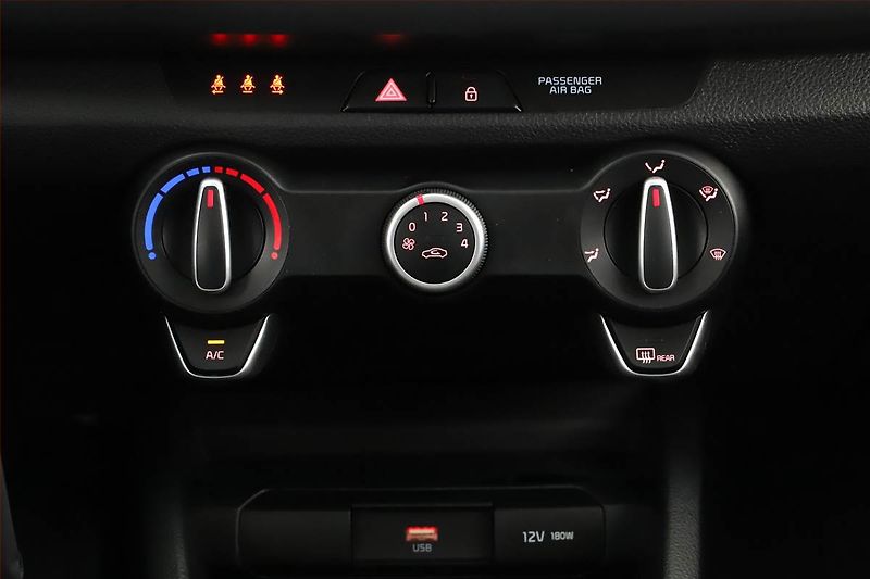 Kia Rio (2023) 1.2 DPI, ČR,1.maj, Serv.kniha - fotka 14 z 20