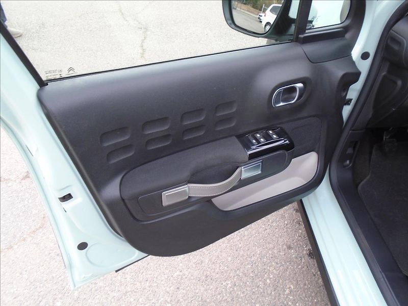 Citroën C3 1,2 - fotka 10 z 25