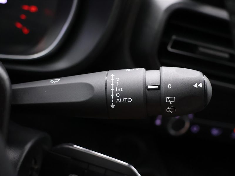 Citroën Berlingo 1.5 HDi 75kW CZ Feel 1.Maj - fotka 21 z 36