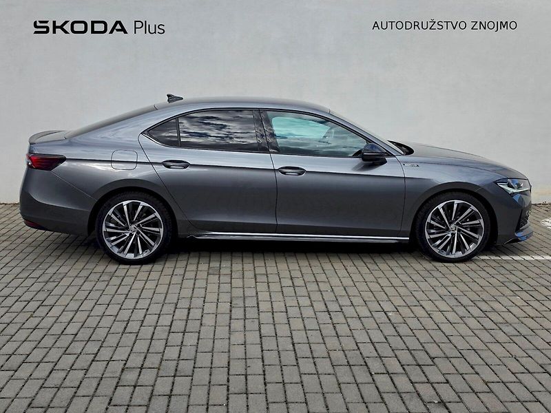 Škoda Superb (2025) Sportline 2,0 TDI 110 kW DSG - fotka 33 z 34