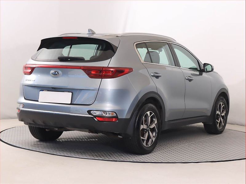 Kia Sportage (2019) 1.6 CRDi, 4X4, Automat - fotka 5 z 23