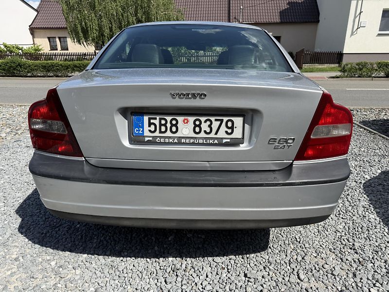 Volvo S80 2.4T ZACHOVALY SERVISOVANY VUZ - fotka 4 z 12