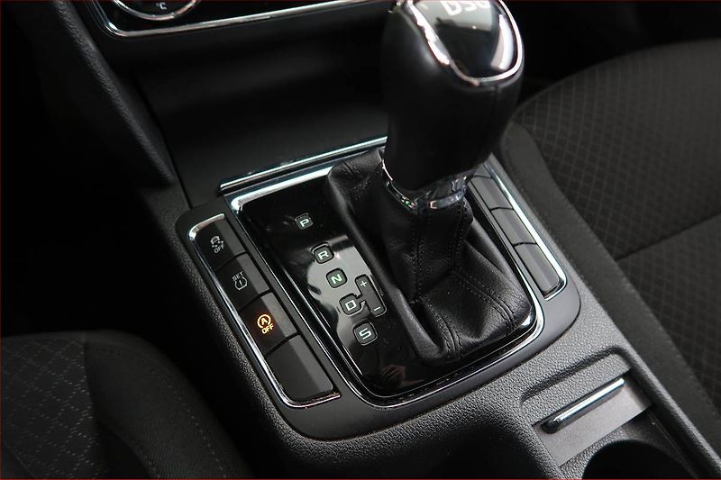 Škoda Superb (2014) 2.0 TDI, Automat, Bi-Xenony - fotka 13 z 18
