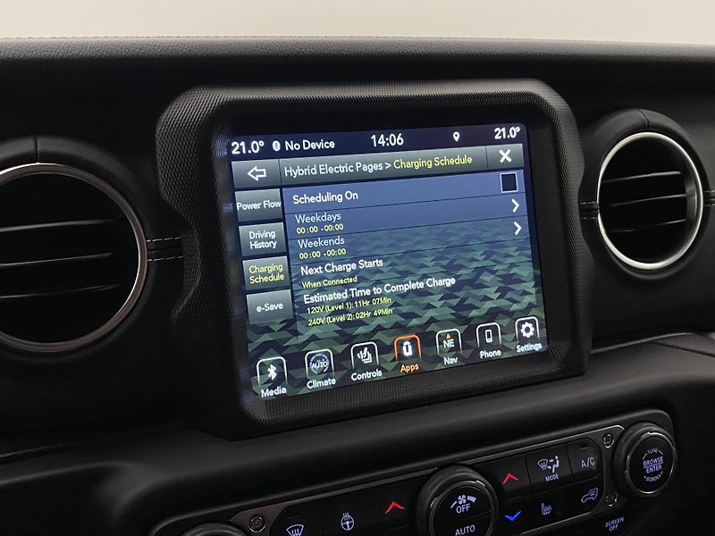 Jeep Wrangler UNLIMITED PHEV 4xE CZ 1.maj - fotka 56 z 61