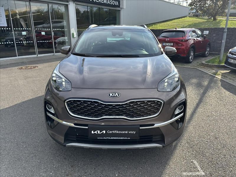 Kia Sportage 1,6 i AT 4x4 TOP ZÁRUKA TAŽNÉ - fotka 8 z 39