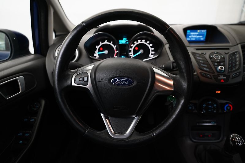 Ford Fiesta - fotka 18 z 27