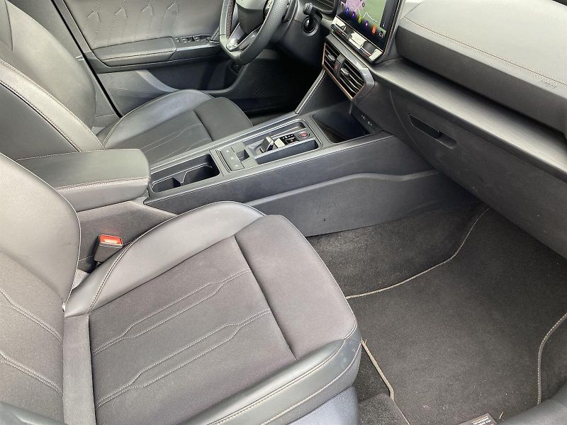 Cupra Formentor (2024) 2.0 TSI 4Drive DSG - fotka 8 z 42