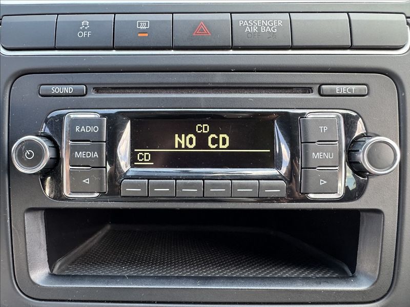 Volkswagen Polo 1,2 i 51kW Comfortline původČR - fotka 36 z 50