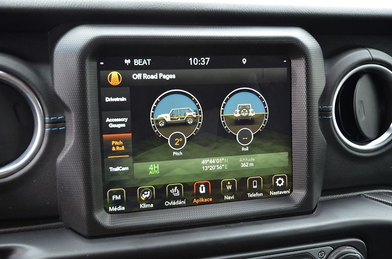 Jeep Wrangler (2022) Rubicon 4xe Unlimited 4x4 / ČR - fotka 36 z 52