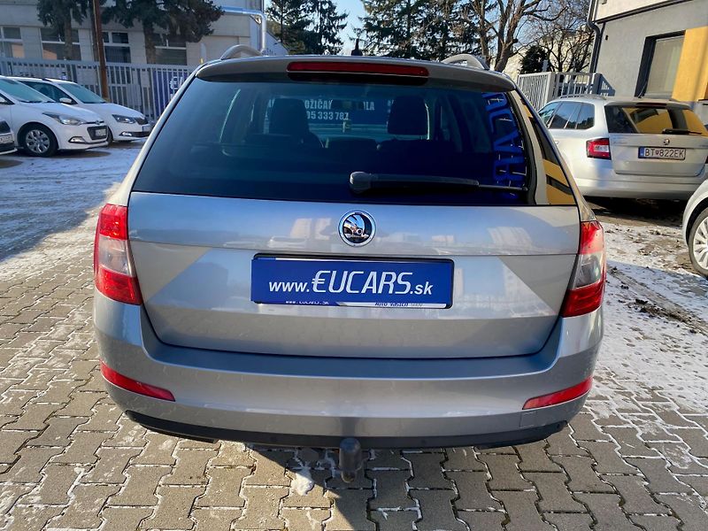 Škoda Octavia (2016) Škoda Octavia 1,6TDi TOP STAV - fotka 7 z 18