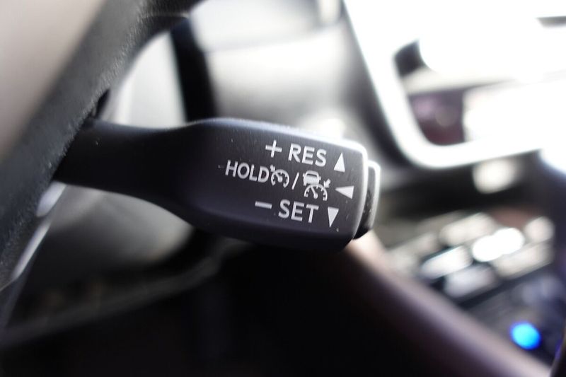 Lexus RX 450h RX450H Luxury - fotka 38 z 43