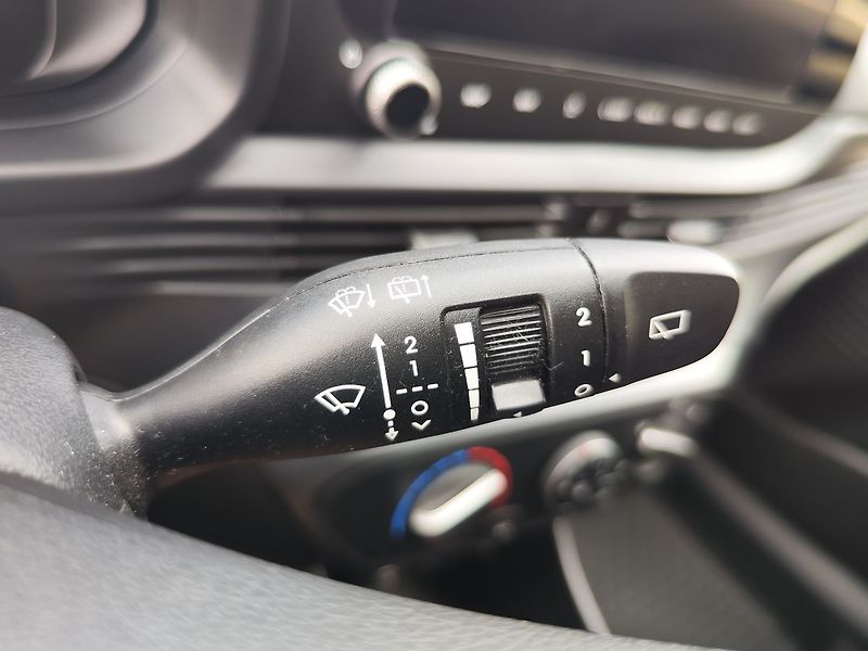Hyundai i20 1.0 T-GDi/74kW GO! WINTER DCT - fotka 27 z 31