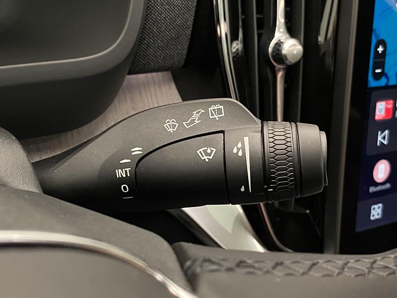 Volvo XC90 (2026) T8 AWD RECHARGE DARK ULTRA - fotka 33 z 75