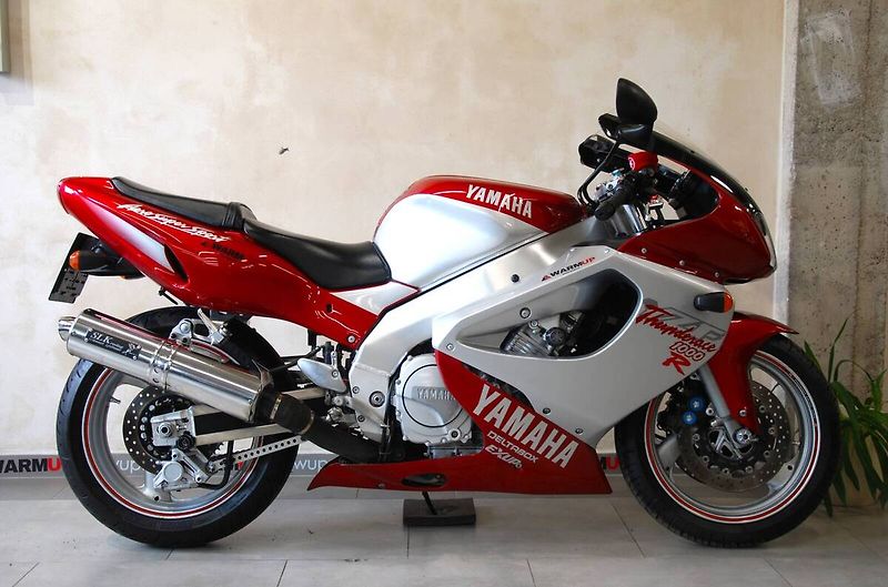 Yamaha YZF 1000 R Thunderace (1998) - fotka 1 z 20