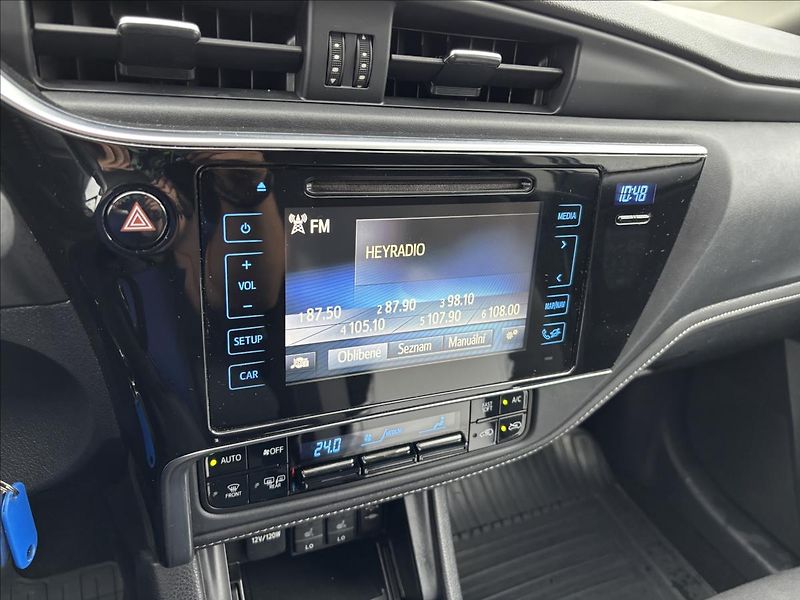 Toyota Auris 1,6 Active Trend 97kW - fotka 28 z 33