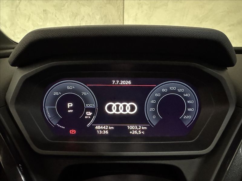 Audi Q4 e-tron 35 S-Line LED HUD Kamera - fotka 25 z 45