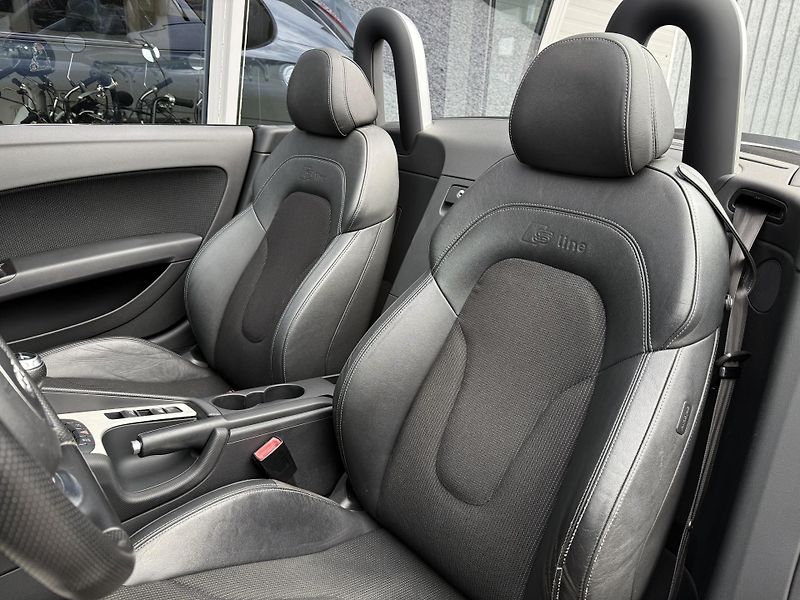 Audi TT 2,0 TFSI Quattro REZERVACE - fotka 20 z 40