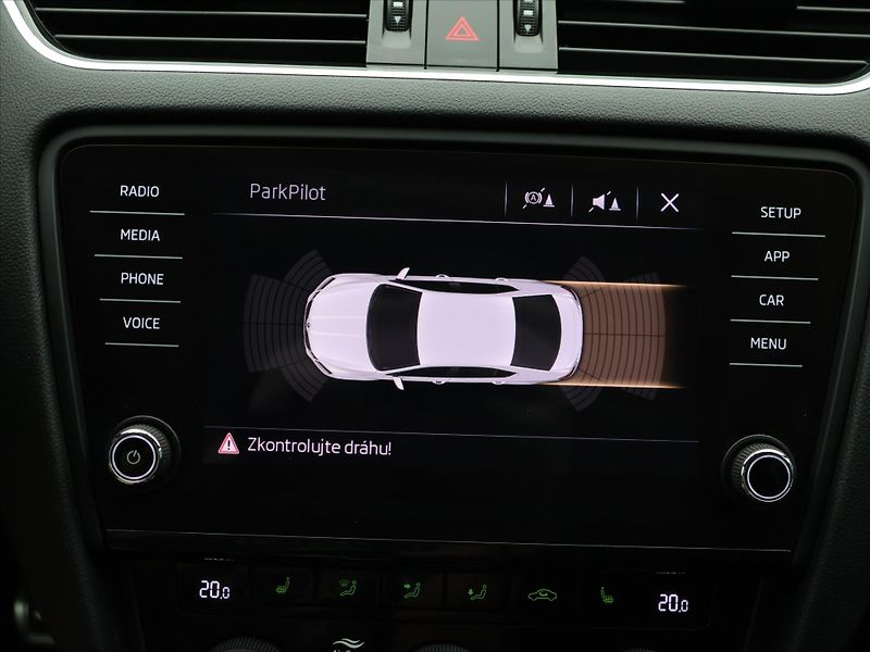 Škoda Octavia 2,0 TDI 135kW RS CZ Tažné - fotka 21 z 30