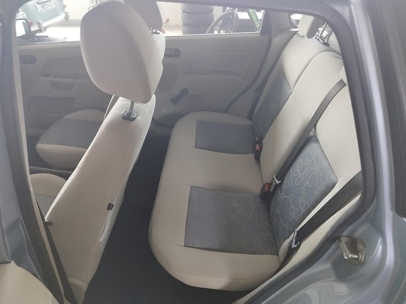 Ford Fiesta (2007) 1,4I,59KW,5.DV.KLIMA,SER.KN - fotka 10 z 22