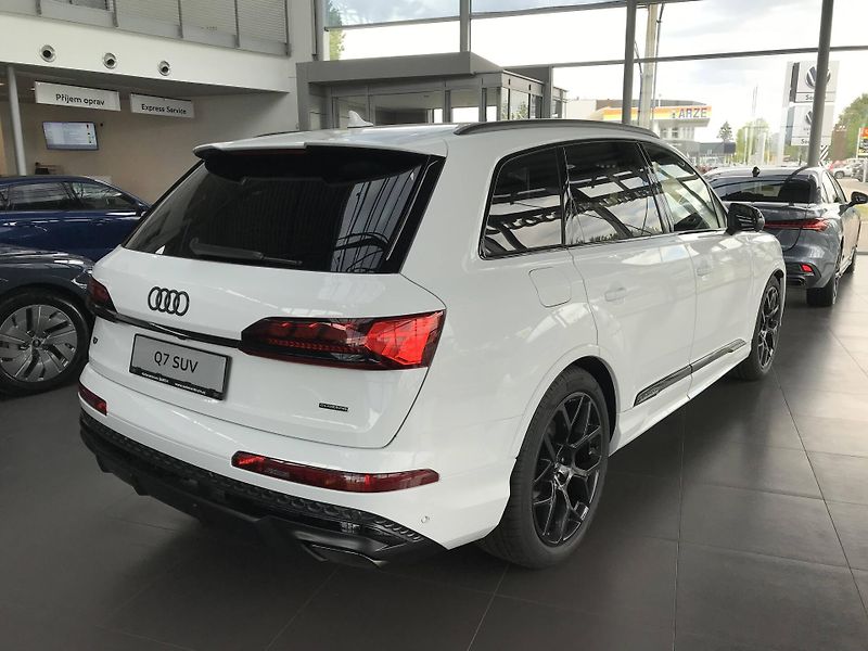 Audi Q7 (2025) SUV 50 Sline Quattro 8TT 3,0TD - fotka 5 z 19
