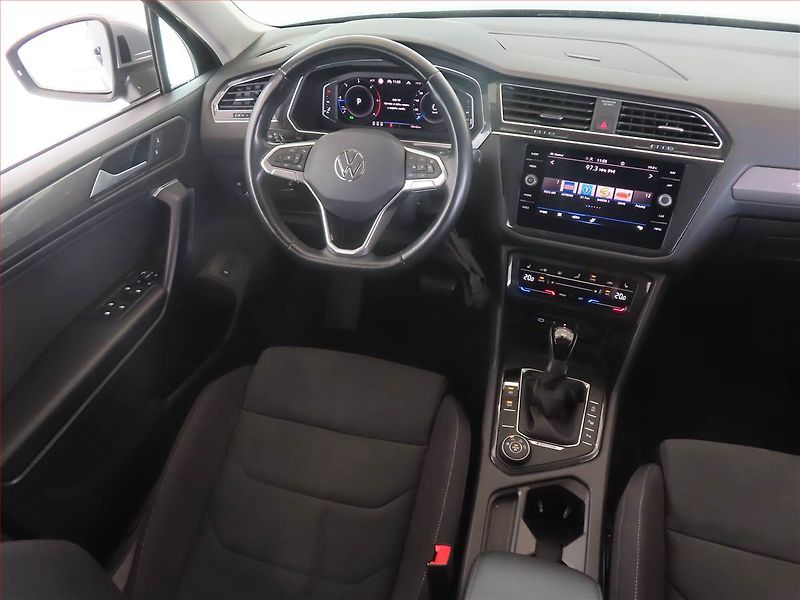 Volkswagen Tiguan Allspace (2022) 2.0 TDI - fotka 7 z 34