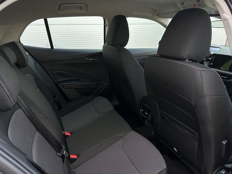 Škoda Fabia 1.0TSi Selection 95PS LED V.Co - fotka 34 z 37