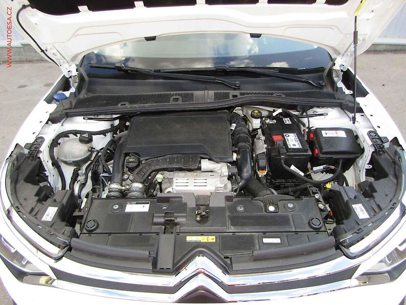 Citroën C4 (2021) 1.2 PT, ČR, servis.kniha, LED - fotka 22 z 22