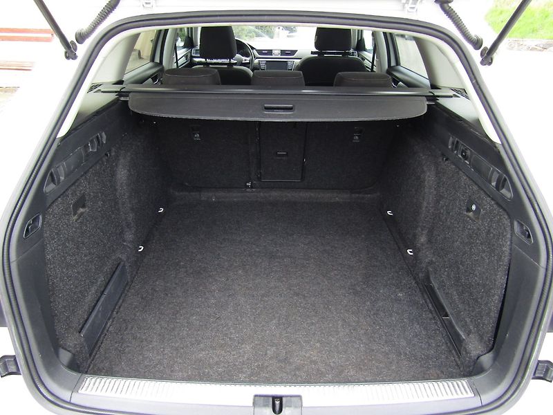 Škoda Superb (2016) 1.6 TDI 88kW - fotka 24 z 38