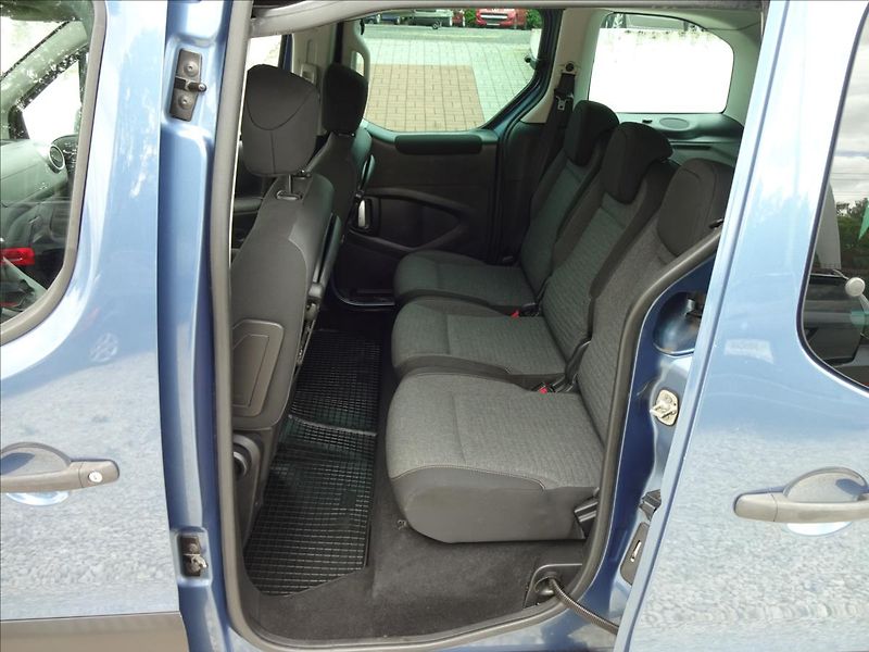 Citroën Berlingo 1,6 HDI 73kW - fotka 19 z 44