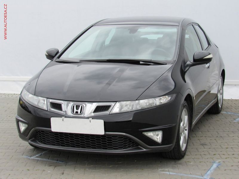 Honda Civic (2008) 1.8i-VTEC, Comfort - fotka 3 z 3