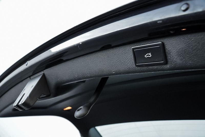 Škoda Superb (2013) 1.4 TSi 92kW Comfortline - fotka 26 z 27