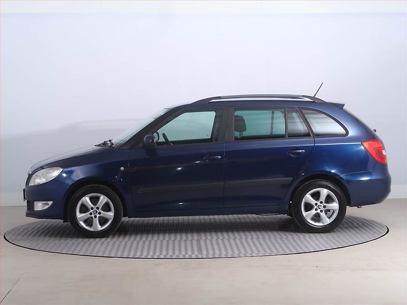 Škoda Fabia (2012) 1.2 TSI, Tempomat - fotka 3 z 18