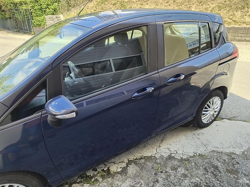 Ford B-MAX (2014) 1.4 66KW/VYHŘ.SED+SKLO/AC/ESP - fotka 14 z 54