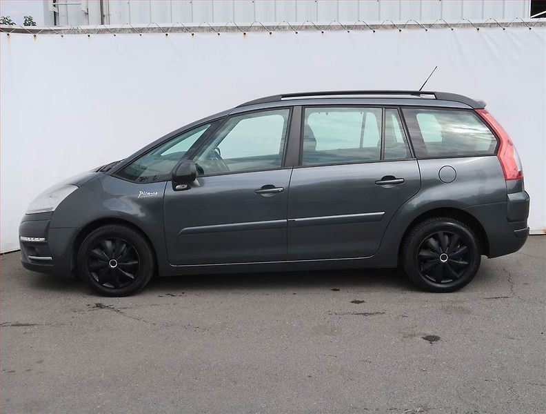 Citroën C4 Picasso (2013) 1.6 HDi, 7 míst, po STK, Tažné - fotka 3 z 17