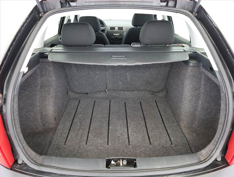 Škoda Fabia (2008) 1.4 16V, Serv.kniha, nová STK - fotka 14 z 14