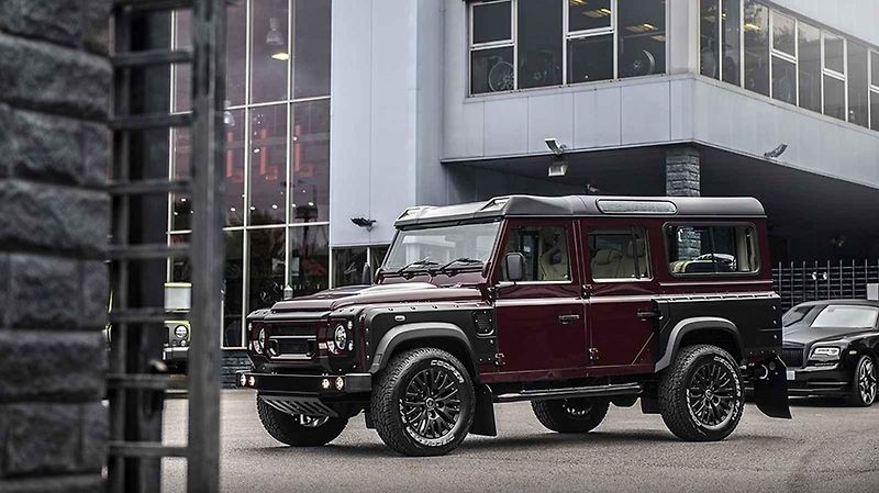 Land Rover Defender 2.2 TDCI XS 110 Station Wagon Chelsea Wide Track