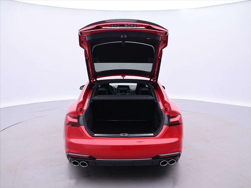 Audi S5 3,0 TDI 251kW S-line LED DPH - fotka 9 z 46