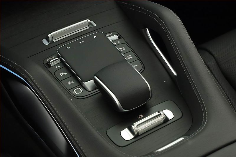 Mercedes-Benz GLE (2025) 450, AMG, MultiBeam FullLed - fotka 30 z 31