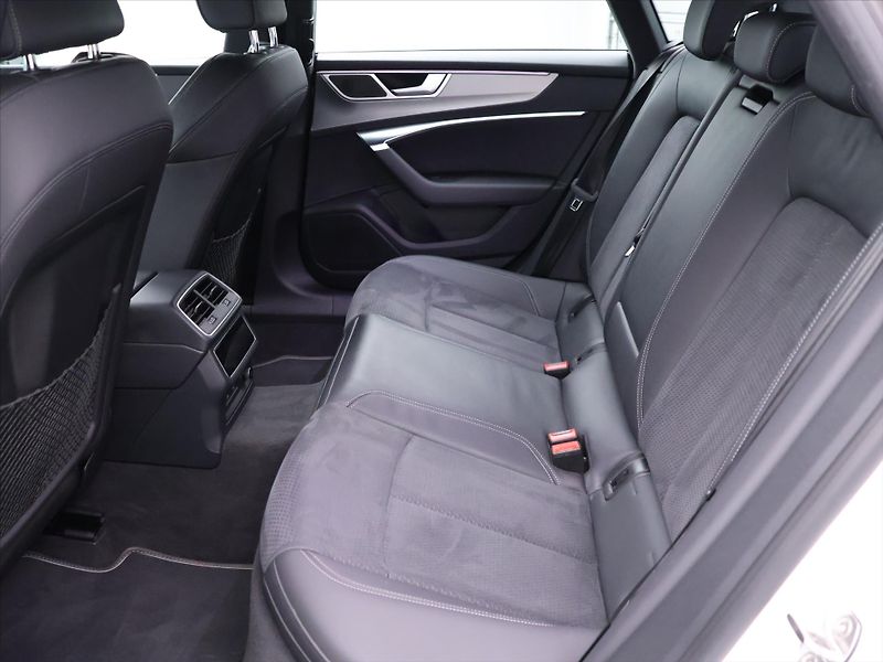 Audi A7 3,0 TDI  Quattro S-Line CZ DPH - fotka 14 z 36